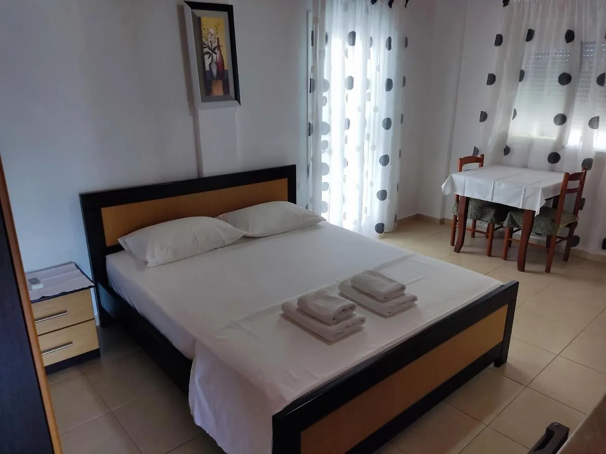 Ksamil Apartments